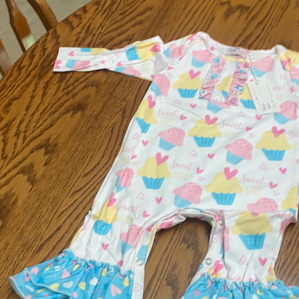 Sweet Love Cupcake Bodysuit for Kids